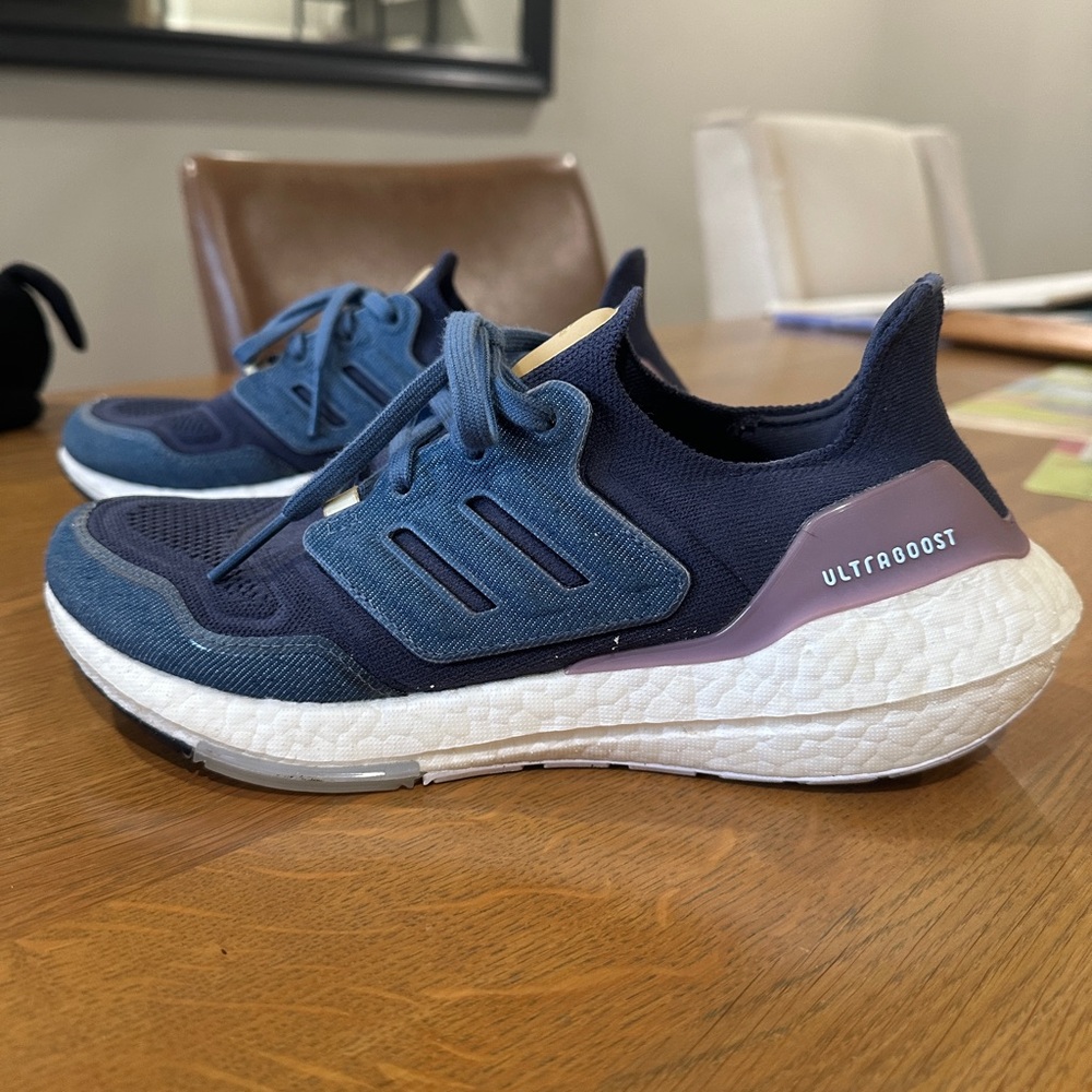 Adidas Ultraboost 21, women’s 7.5